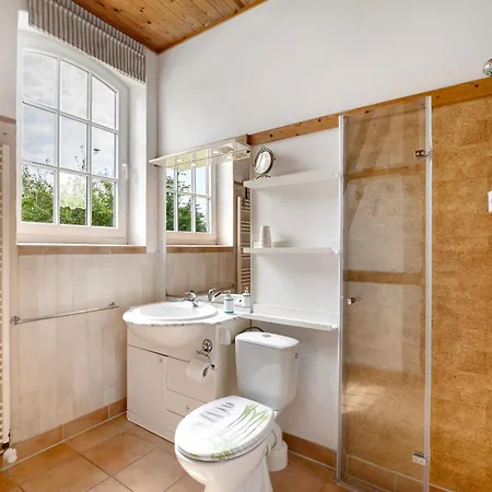 Semesterbostad Starenhof